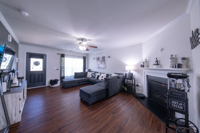 Building Photo - 4 Bedrooms | 2.5 Bathrooms | 2,032 Sq. Ft
