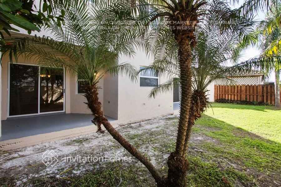Building Photo - 9546 SW 156th Pl