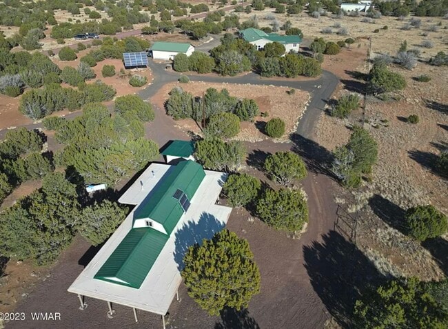 Building Photo - 18 County Rd 8310