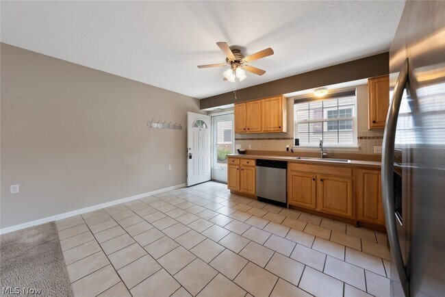 Building Photo - 11531 Riverview Ct