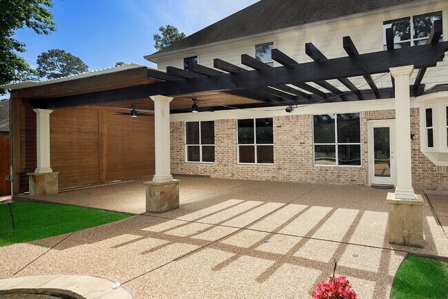 Building Photo - 138 Oriel Oaks Cir
