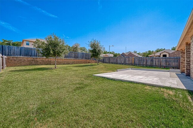 Building Photo - 8402 Coral Cove Pass Ln