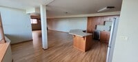 Building Photo - Beautiful and spacious 55+ unit in Bow