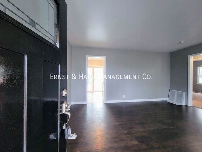 Building Photo - 13414 Lynne Dr