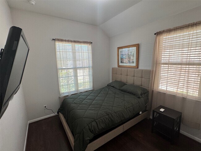 Building Photo - 5310 Royal Press Dr