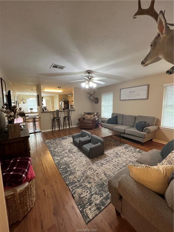 Building Photo - 11349 N Dowling Rd