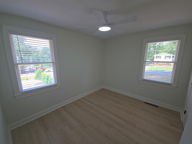 Building Photo - 509 Beechwood Cir