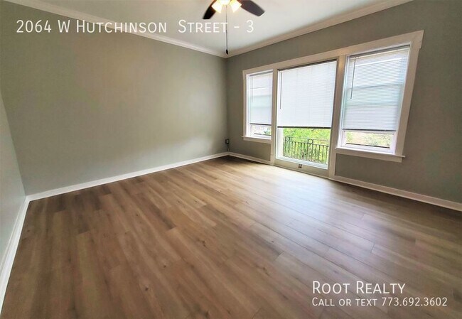 Building Photo - Lincoln Square / North Center – Modern Top...