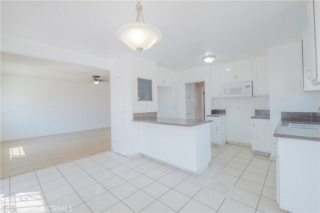 Building Photo - 4433 Triggs St
