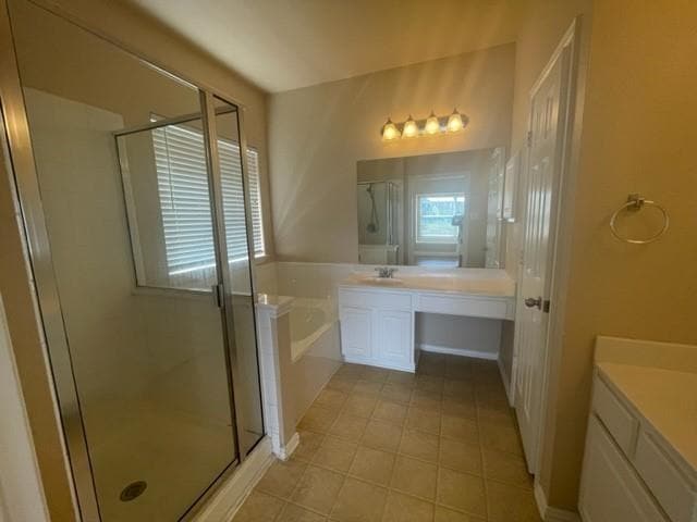 Building Photo - 10253 Lakeview Dr