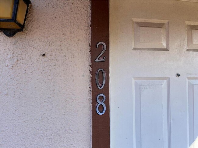 Building Photo - 5026 Water Oak Dr