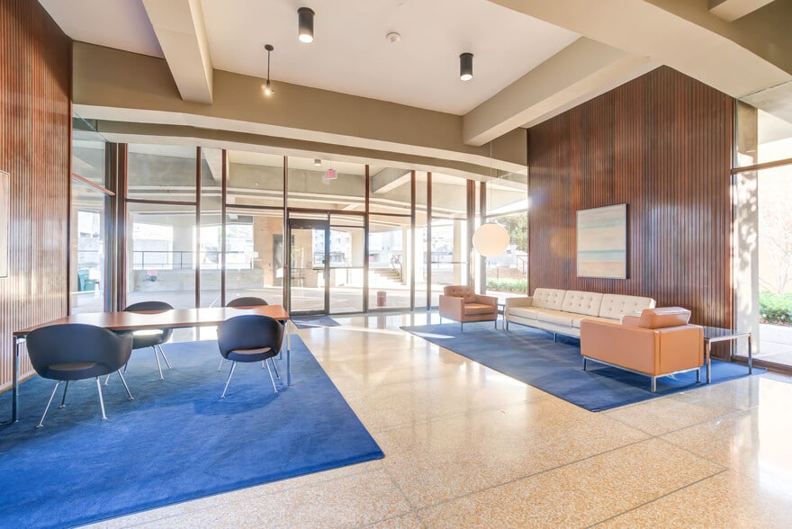 Building Photo - 490 M St SW