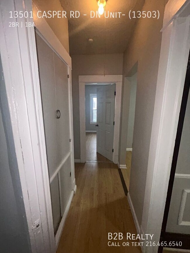 Building Photo - Spacious Two-Bedroom Unit in a Charming Mu...