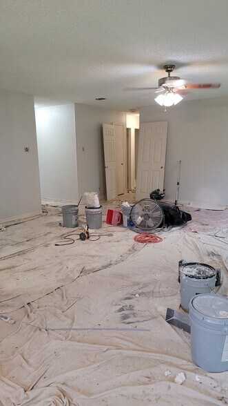 Living Area - 10562 Bounty Dr