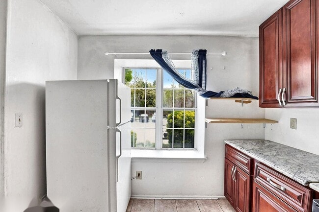 Building Photo - Charming 3BR Townhouse in Wyndham Place - Lakewood