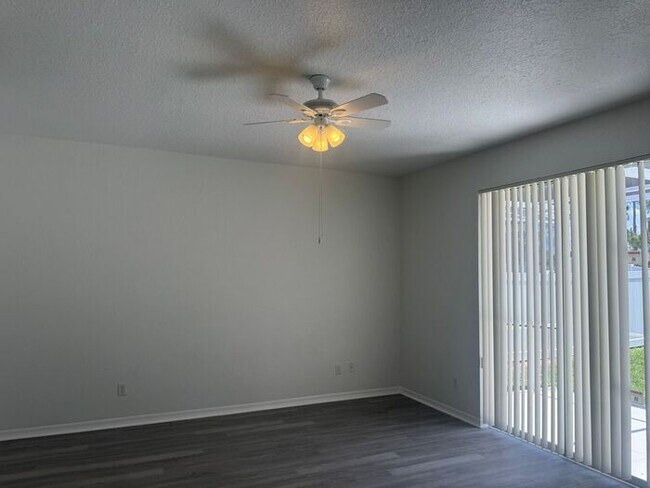 Building Photo - Beautiful Pool Home in Highlands Reserve golf community