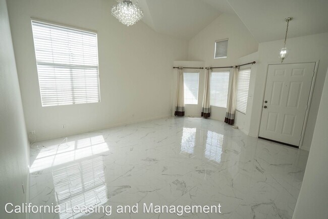 Building Photo - 4 br, 2 bath House - 25840 Webster Place