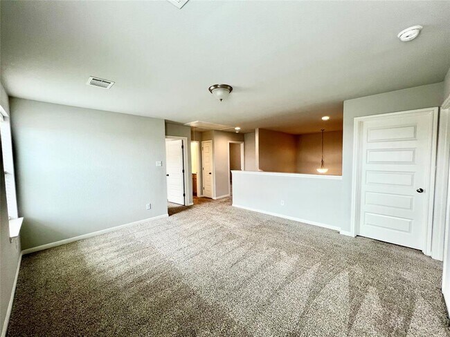 Building Photo - 227 Kellys Heroes Wy