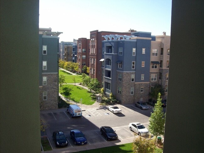 Building Photo - 50 E Serene Ave