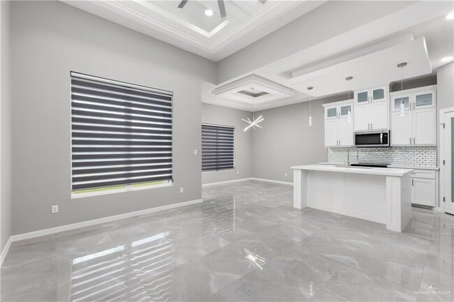 Building Photo - 17 Pecos Trail