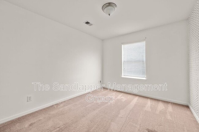 Building Photo - 1305 Wild Goose Trail