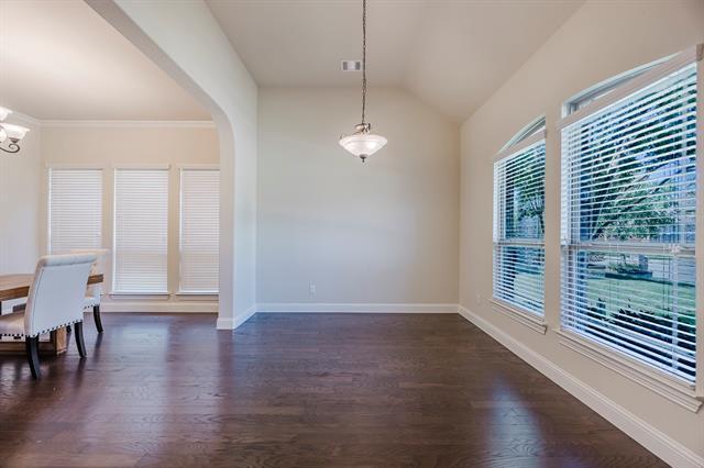 Building Photo - 6913 Chisholm Trail