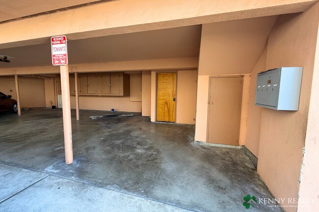 Building Photo - 240 San Diego Ave