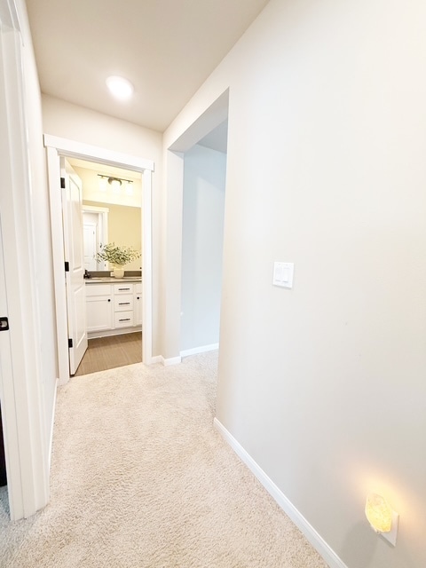 Building Photo - 2405 NE Waterlily Wy