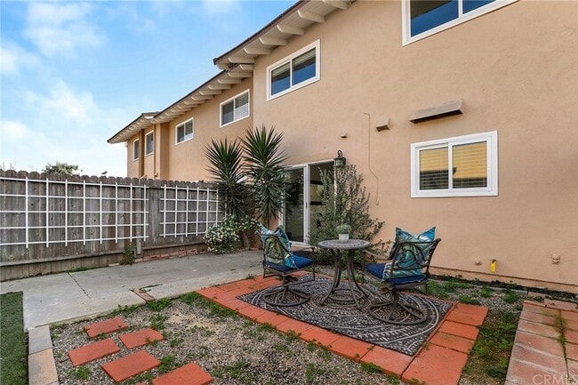 Building Photo - 17751 La Rosa Ln