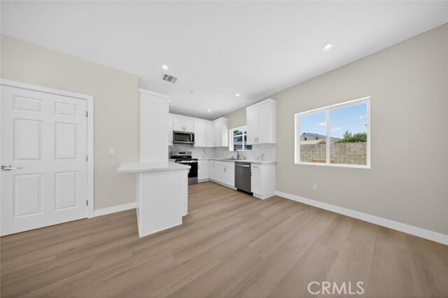 Building Photo - 11840 Arminta St
