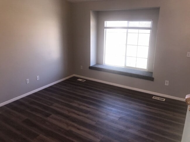 Building Photo - Clearfield Home for Rent