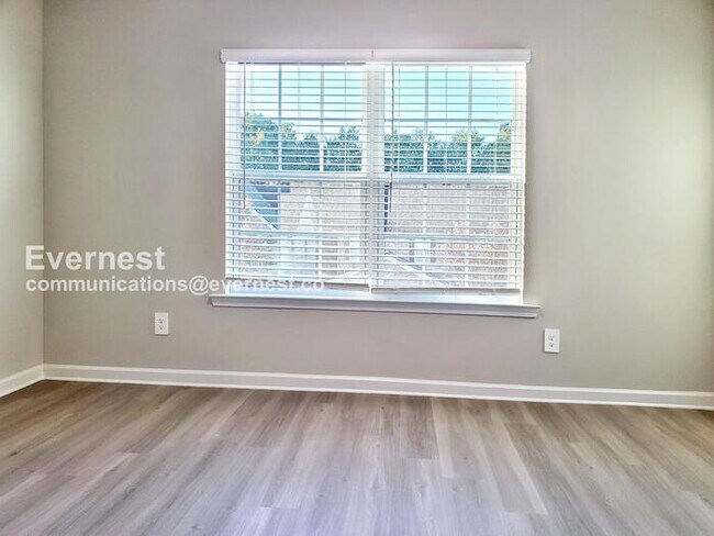 Building Photo - 1484 Arbor Pl Dr