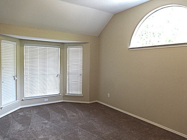 Building Photo - 729 Turnstone Dr