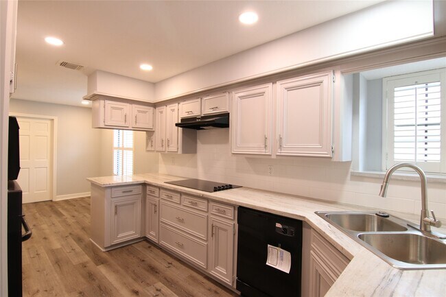 Building Photo - 12511 Ella Lee Ln