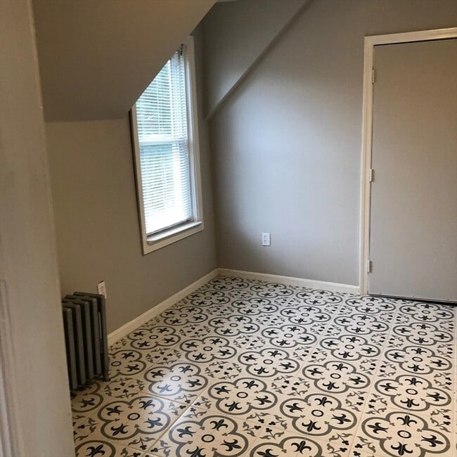 Building Photo - 44-46 Benefit St