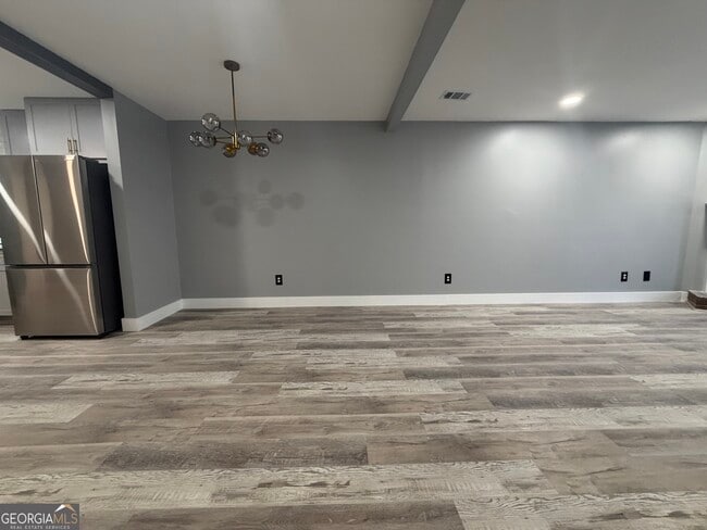 Building Photo - 5505 Park Pl S