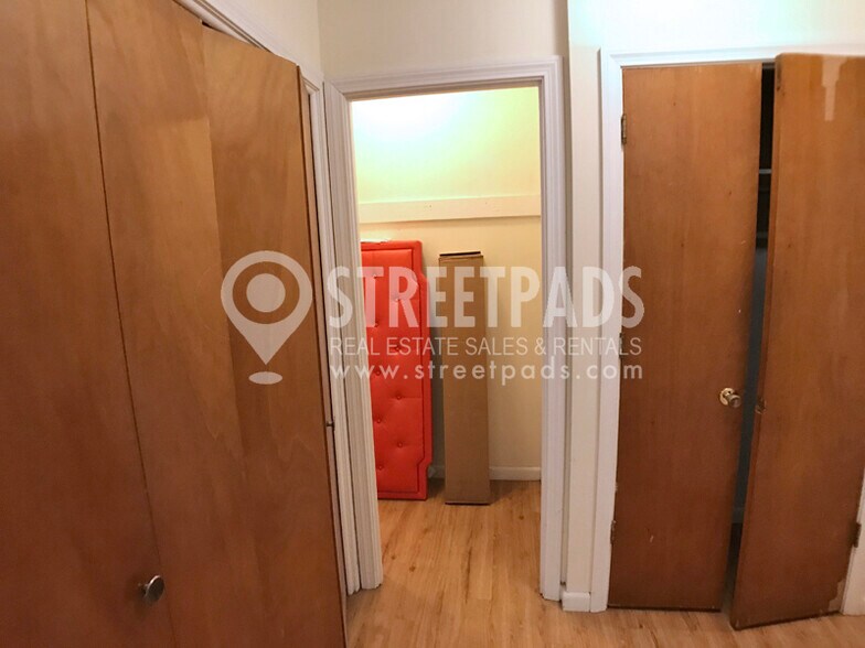 Building Photo - 2018 Commonwealth Avenue