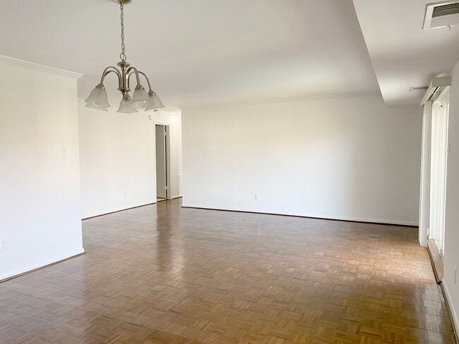 Building Photo - 7425 Democracy Blvd