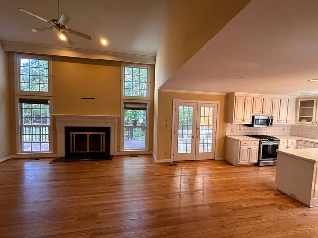 Building Photo - **West Durham 5bd / 3.5ba Oasis**