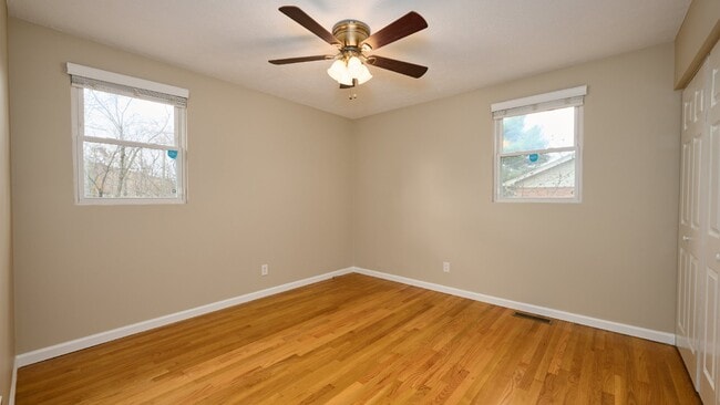 Building Photo - Coming Soon: 3BR, 1 1/2BA house