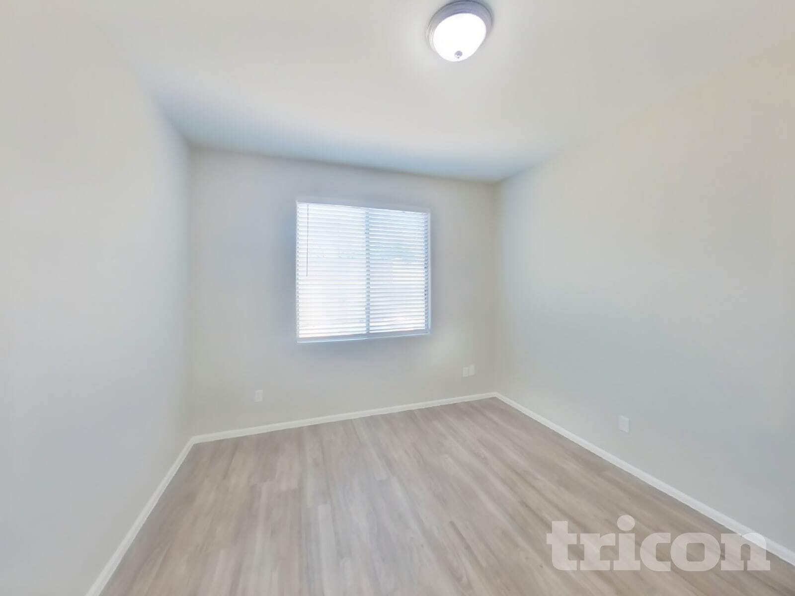 Building Photo - 30010 N Sedona Pl