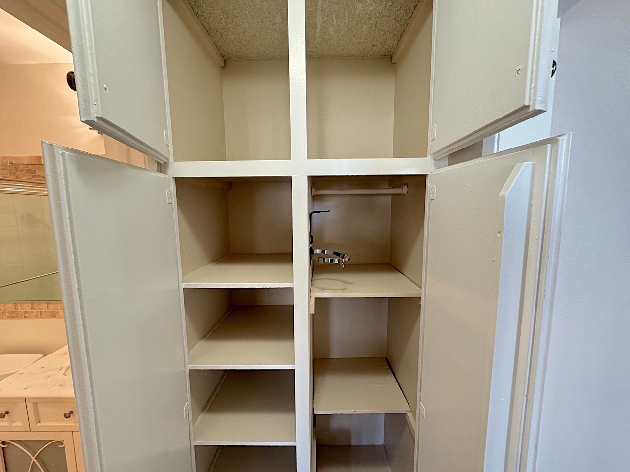 Building Photo - 808 Coriander Dr