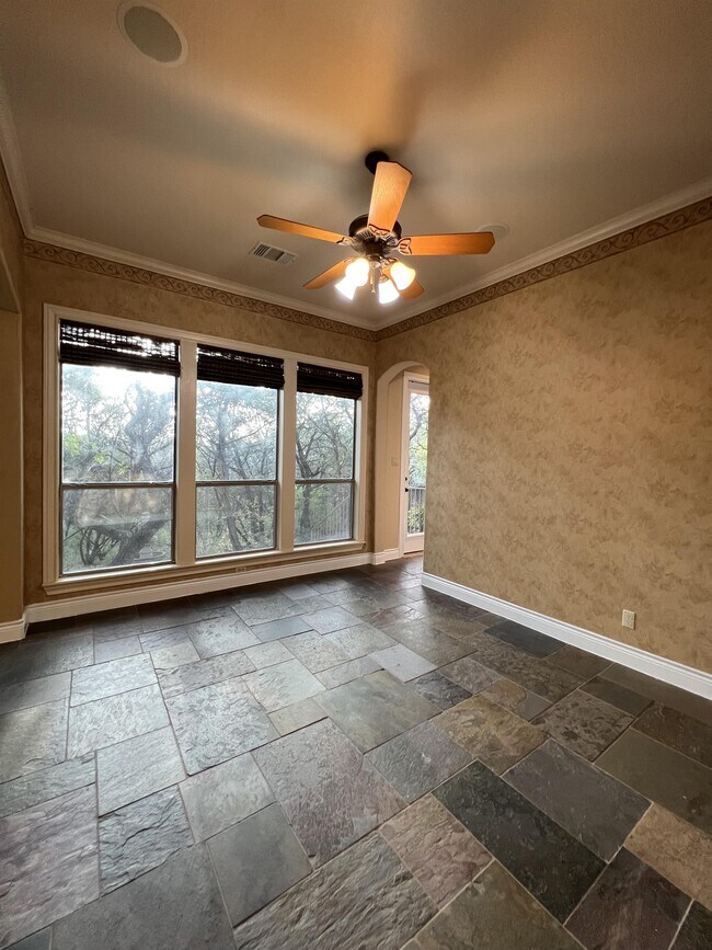 Building Photo - 2922 Ivory Creek