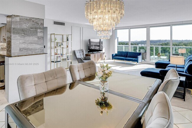 Primary Photo - 100 Bayview Dr