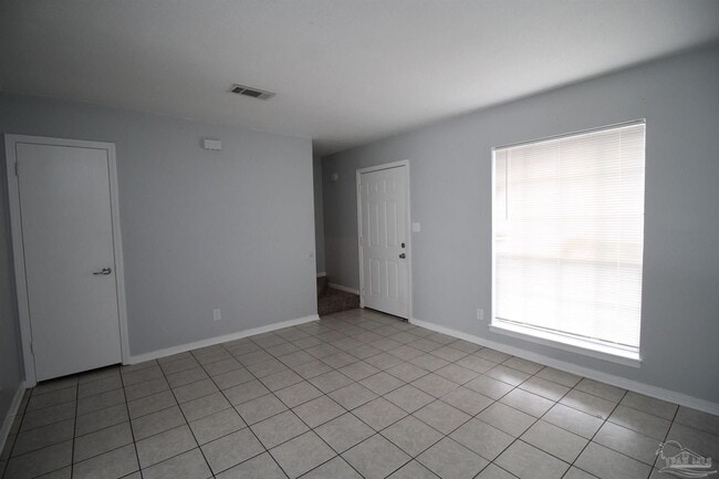 Building Photo - 3685 E Olive Rd