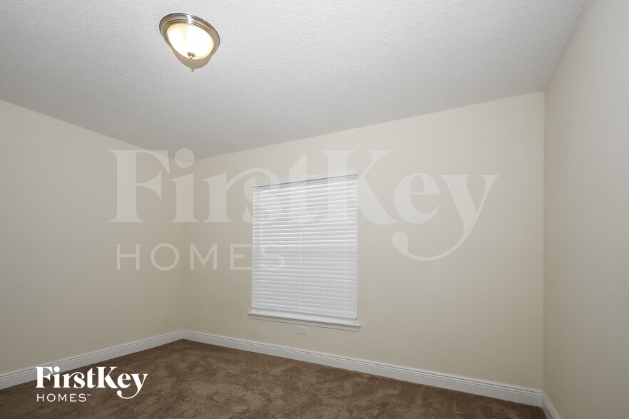 Building Photo - 1262 SW San Esteban Ave