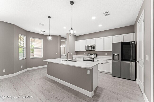 Building Photo - 295 San Marino Rd SW