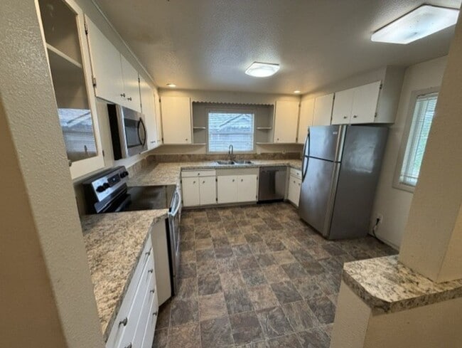 Building Photo - 3 bedroom Centralia home