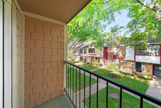 Building Photo - 6653 Wanda Ln