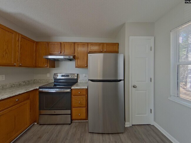 Building Photo - 172 Cherry Grove Dr